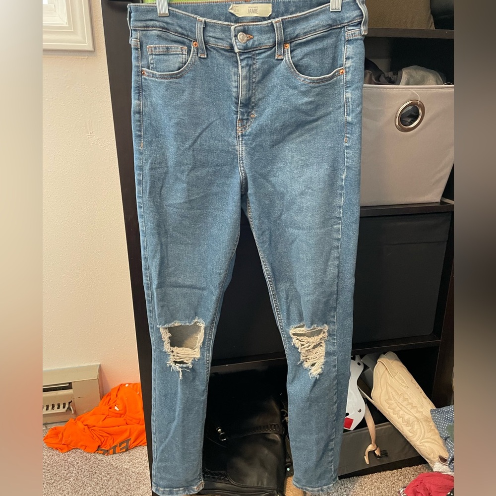 Ripped Skinny Jeans